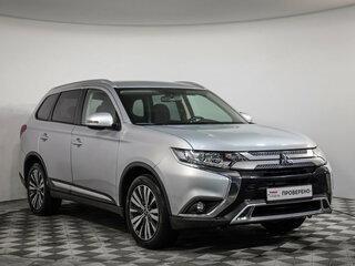 2019 Mitsubishi Outlander III Рестайлинг 3, серебристый, 1749777 рублей, вид 3