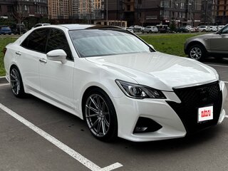 2017 Toyota Crown XIV (S210) Рестайлинг, белый, 2700000 рублей, вид 2