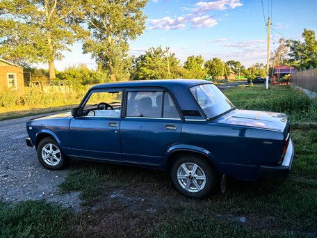 2001 Lada (ВАЗ) 2105, синий, 275000 рублей, вид 4