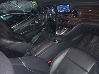 2020 Mercedes-Benz V-Класс Long 250 d длинный III (W447) Рестайлинг, чёрный, 6000000 рублей, вид 4