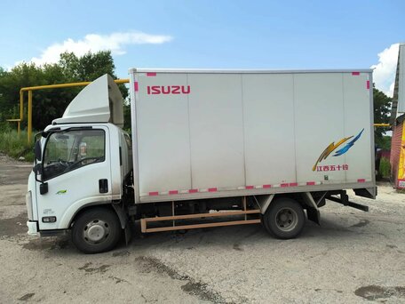2025 Isuzu Elf (N-series), белый, 3300000 рублей, вид 2