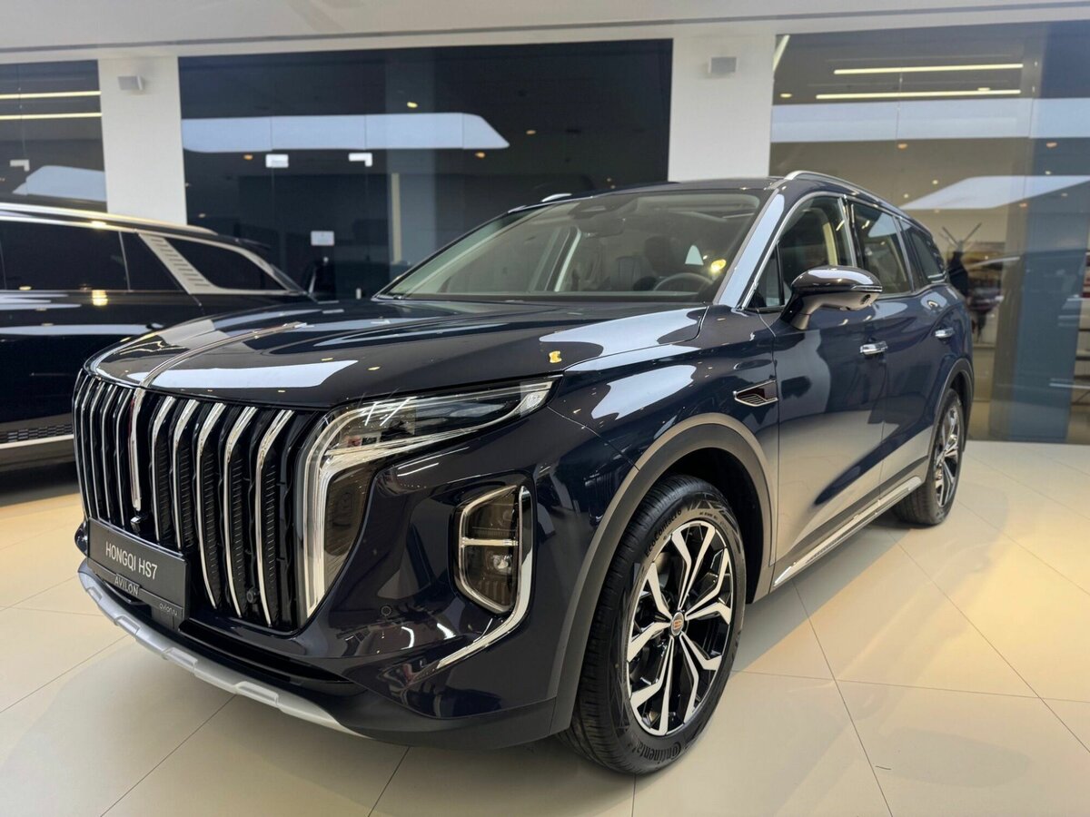 Открыть фотографии: Hongqi HS7 II