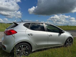 2014 Kia Ceed II, серебристый, 800000 рублей, вид 4