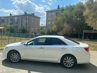 2014 Toyota Camry VII (XV50), белый, 1450000 рублей, вид 4