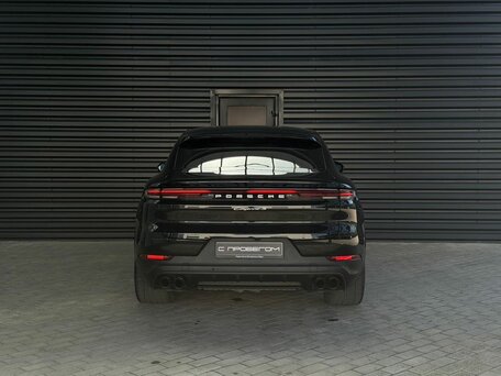 2024 Porsche Cayenne S Coupé III Рестайлинг, чёрный, 15999000 рублей, вид 4