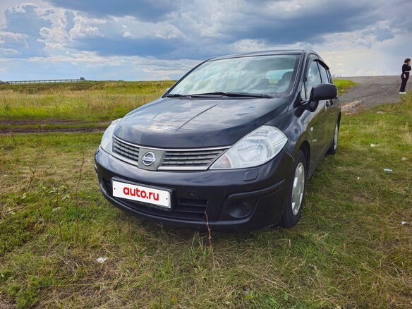 2010 Nissan Tiida I Рестайлинг, чёрный, 550000 рублей