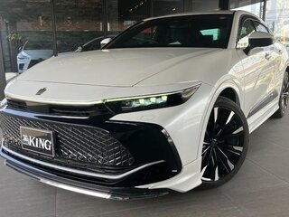2023 Toyota Crown XVI (S230), белый, 6150400 рублей, вид 1