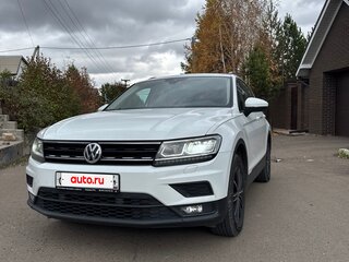 2020 Volkswagen Tiguan II Рестайлинг, белый, 2300000 рублей, вид 3