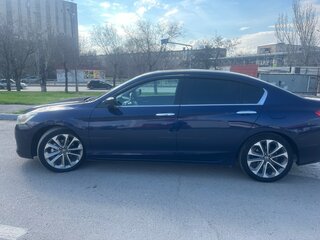 2015 Honda Accord IX, синий, 1670000 рублей, вид 3
