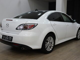 2011 Mazda 6 II (GH) Рестайлинг, белый, 900000 рублей, вид 4