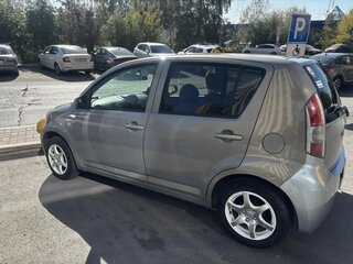 2004 Daihatsu Boon I, серый, 340000 рублей, вид 5