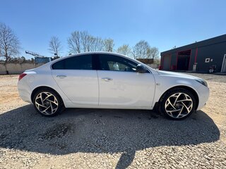 2013 Opel Insignia I, белый, 1150000 рублей, вид 4