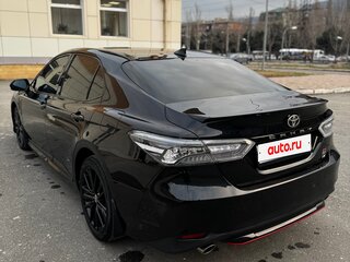 2021 Toyota Camry VIII (XV70) Рестайлинг, чёрный, 2800000 рублей, вид 5