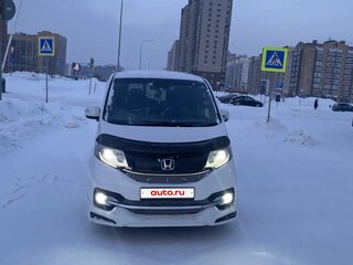 2015 Honda Stepwgn Spada V, белый, 1890000 рублей, вид 1