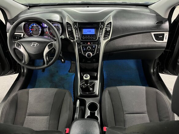 2012 Hyundai i30 II, чёрный, 640000 рублей - вид 15