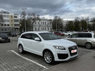 2014 Audi Q7 8-speed I (4L) Рестайлинг, белый, 2753000 рублей, вид 2