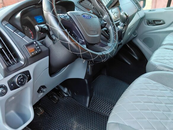 2018 Ford Transit, серебристый, 2950000 рублей - вид 11