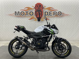 2021 Kawasaki Z 400, чёрный, 449000 рублей, вид 1