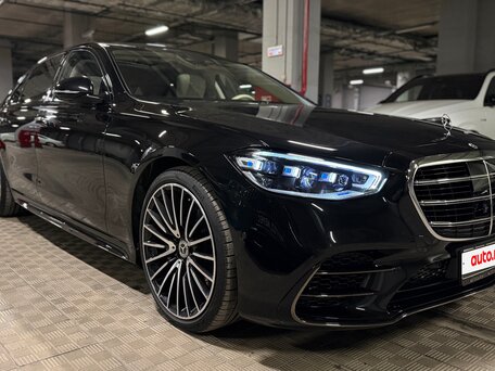 2026 Mercedes-Benz S-Класс 580 Long 4MATIC VII (W223), чёрный, 26500000 рублей, вид 3