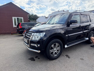2015 Mitsubishi Pajero IV Рестайлинг 2, чёрный, 2500000 рублей, вид 1