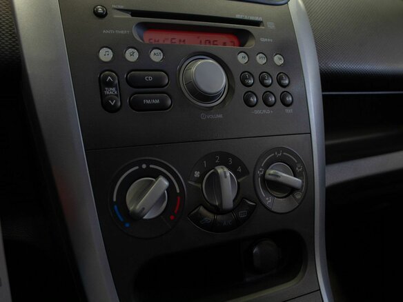 2010 Suzuki Splash I, белый, 625000 рублей - вид 28