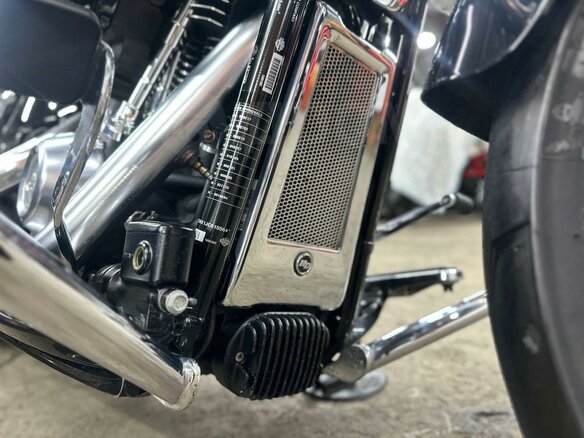 2017 Harley-Davidson Fat Boy, чёрный, 1990000 рублей - вид 17