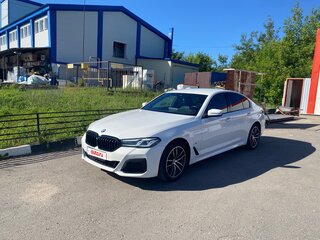 2023 BMW 5 серии 520d xDrive VII (G30/G31/G38) Рестайлинг, белый, 9000000 рублей, вид 1