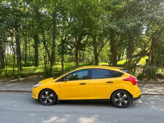 2013 Ford Focus III, жёлтый, 580000 рублей, вид 3