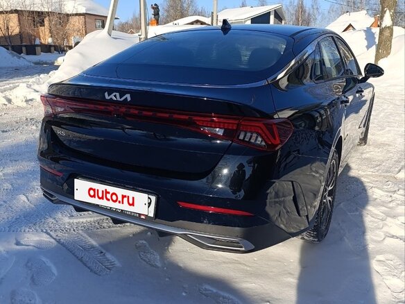 2025 Kia K5 III, чёрный, 3850000 рублей - вид 4