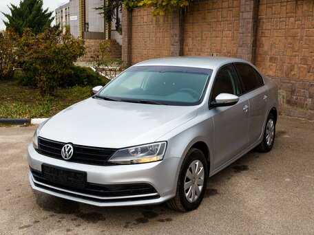 2015 Volkswagen Jetta VI Рестайлинг, серебристый, 1100000 рублей, вид 3