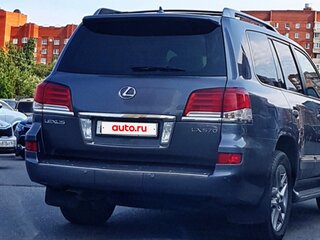 2015 Lexus LX 570 III Рестайлинг, серый, 5000000 рублей, вид 5