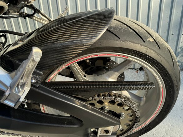 2011 Yamaha FZ1, белый, 700000 рублей - вид 30
