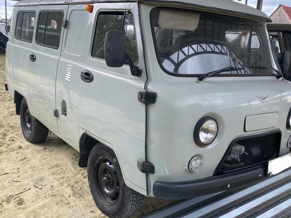 2015 УАЗ 3909, серый, 580000 рублей - вид 1