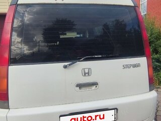 2000 Honda Stepwgn I Рестайлинг, белый, 333000 рублей, вид 5