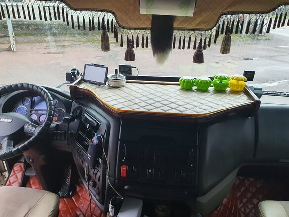 2011 DAF XF 105, белый, 4900000 рублей - вид 9
