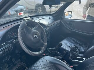 2011 Chevrolet Niva I Рестайлинг, коричневый, 430000 рублей, вид 4