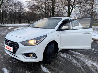 2017 Hyundai Solaris II, белый, 1250000 рублей, вид 1
