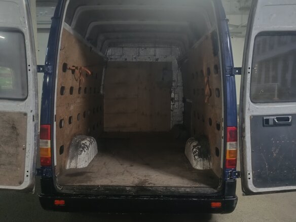 2000 Mercedes-Benz Sprinter, синий, 720000 рублей - вид 9