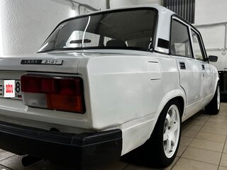 2006 Lada (ВАЗ) 2107, белый, 330000 рублей, вид 3