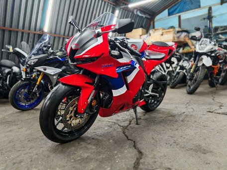 2022 Honda CBR 600RR, красный, 1230000 рублей, вид 2