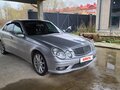 2004 Mercedes-Benz E-Класс 320 III (W211, S211), серебристый, 850000 рублей