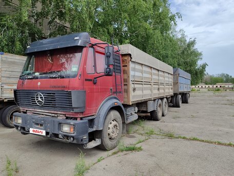 1993 Mercedes-Benz SK, красный, 1900000 рублей, вид 2