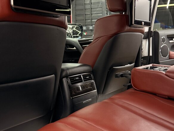 2017 Lexus LX 570 III Рестайлинг 2, белый, 11500000 рублей - вид 12