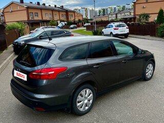 2015 Ford Focus III Рестайлинг, серый, 810000 рублей, вид 3