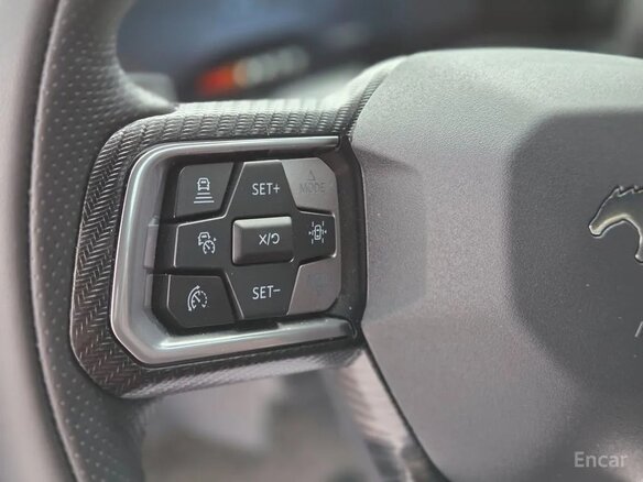 2025 Ford Mustang VII, красный - вид 16