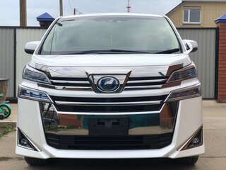 2018 Toyota Vellfire II Рестайлинг, белый, 3900000 рублей, вид 3