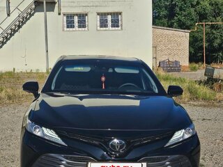 2020 Toyota Camry VIII (XV70), чёрный, 3750000 рублей, вид 2