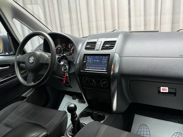 2010 Suzuki SX4 I (Classic) Рестайлинг, серебристый, 744000 рублей - вид 8