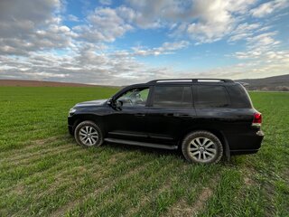 2015 Toyota Land Cruiser 200 Series Рестайлинг 2, чёрный, 5500000 рублей, вид 5