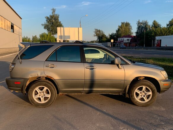 2002 Lexus RX 300 I, серый, 650000 рублей - вид 1